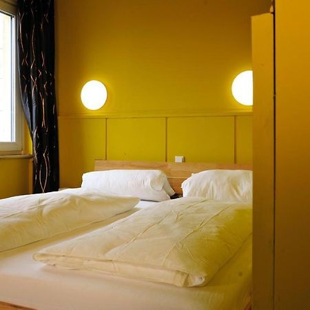 Happy End Hotel Munchen Bagian luar foto
